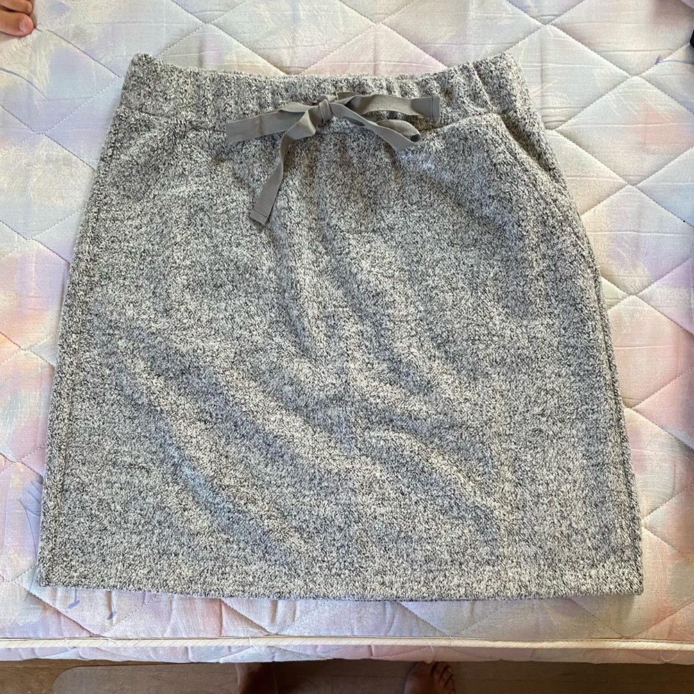 LOFT grey skirt.